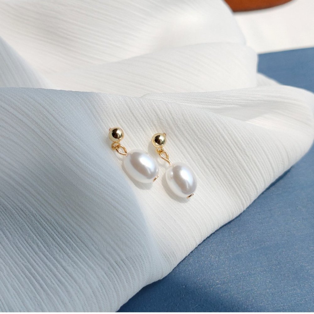 💕💕Last one Pearl Charm Drop Earrings - Picture 2 of 8
